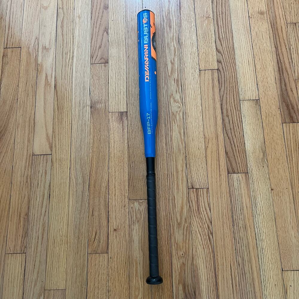 DeMarini Crystl Bustos signature model BFP-17 bat